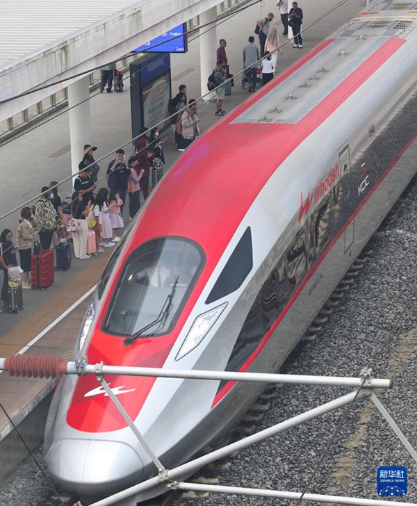 雅万高铁累计发送旅客超1000万人次