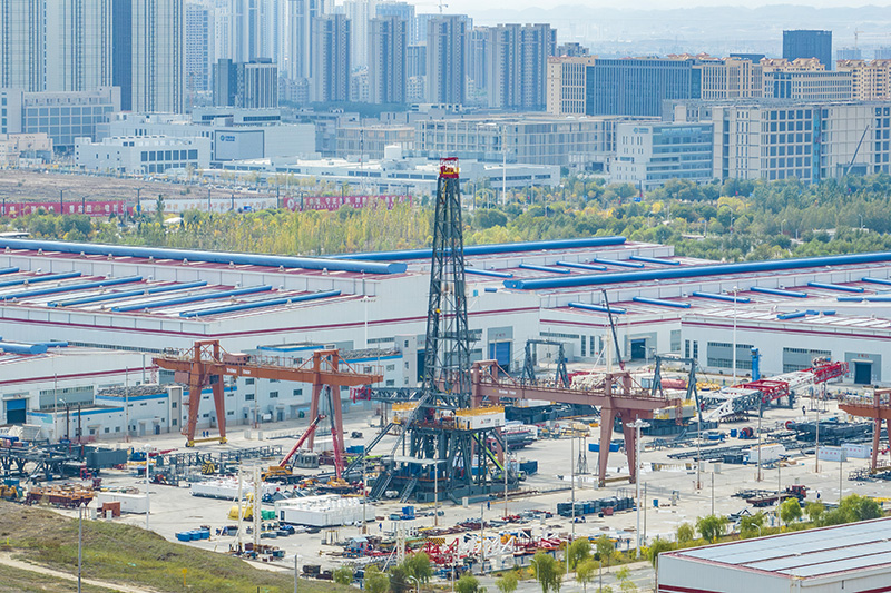 兰石集团自主研发新型石油钻机。资料照片