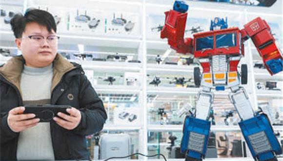 中国玩具“玩转”全球大市场据中国海关统计，2025年前11个月，中国货物贸易进出口总值达41.21万亿元人民币，同比增长3.6%。在中国外贸高质量发展的进程中，依托完备供应链基础与持续创新能力，中国玩具在全球市场持续热销。详情>