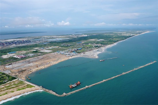 建设中的莱基港全景。中国港湾供图